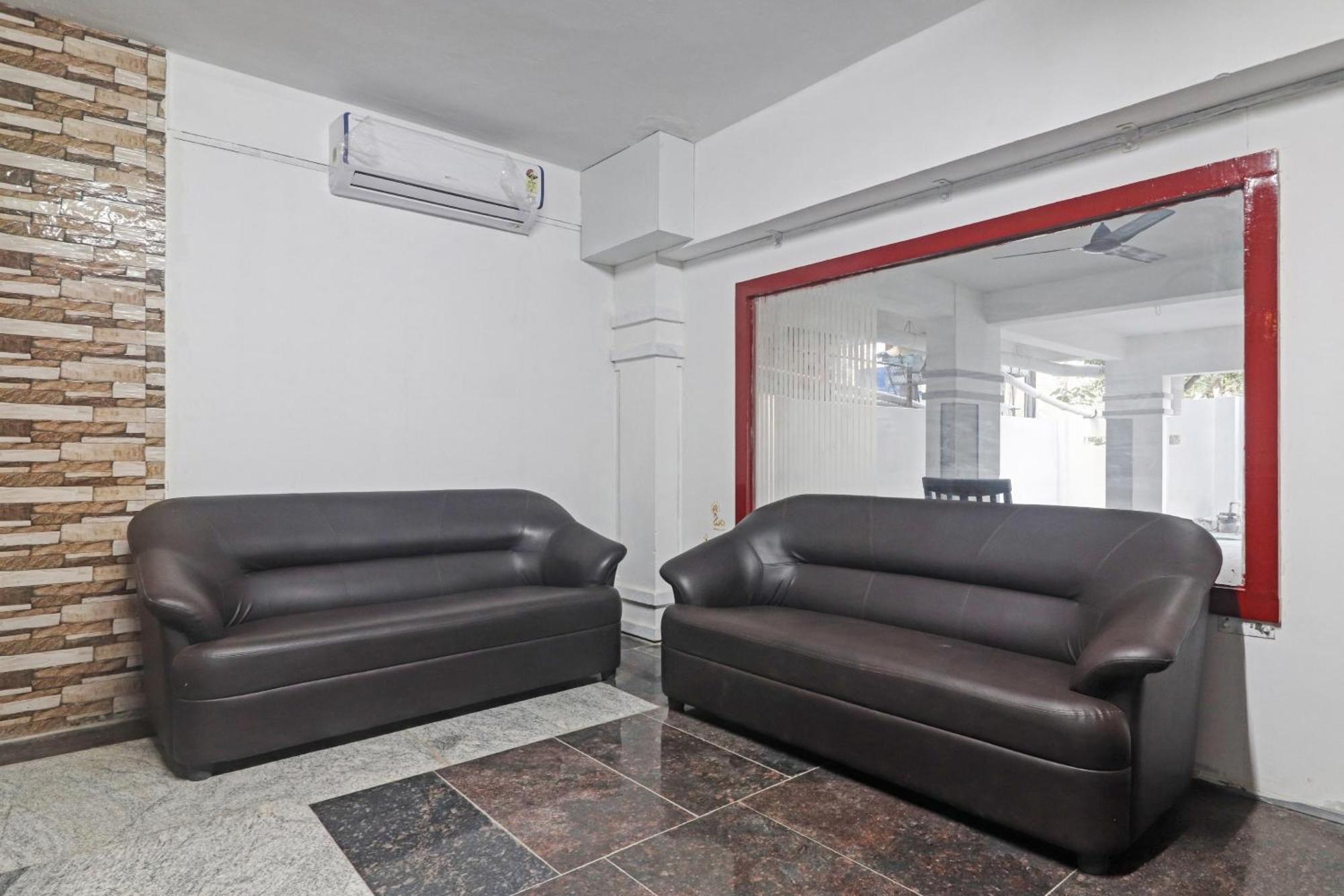 Townhouse De Alphabet Hotel Gachibowli Zewnętrze zdjęcie