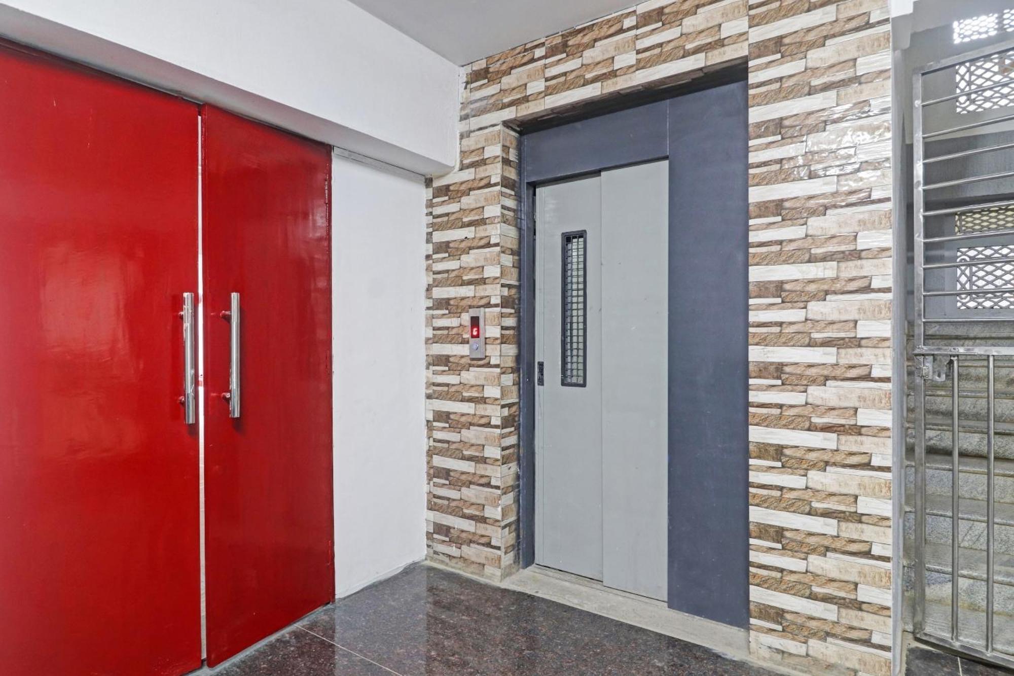 Townhouse De Alphabet Hotel Gachibowli Zewnętrze zdjęcie
