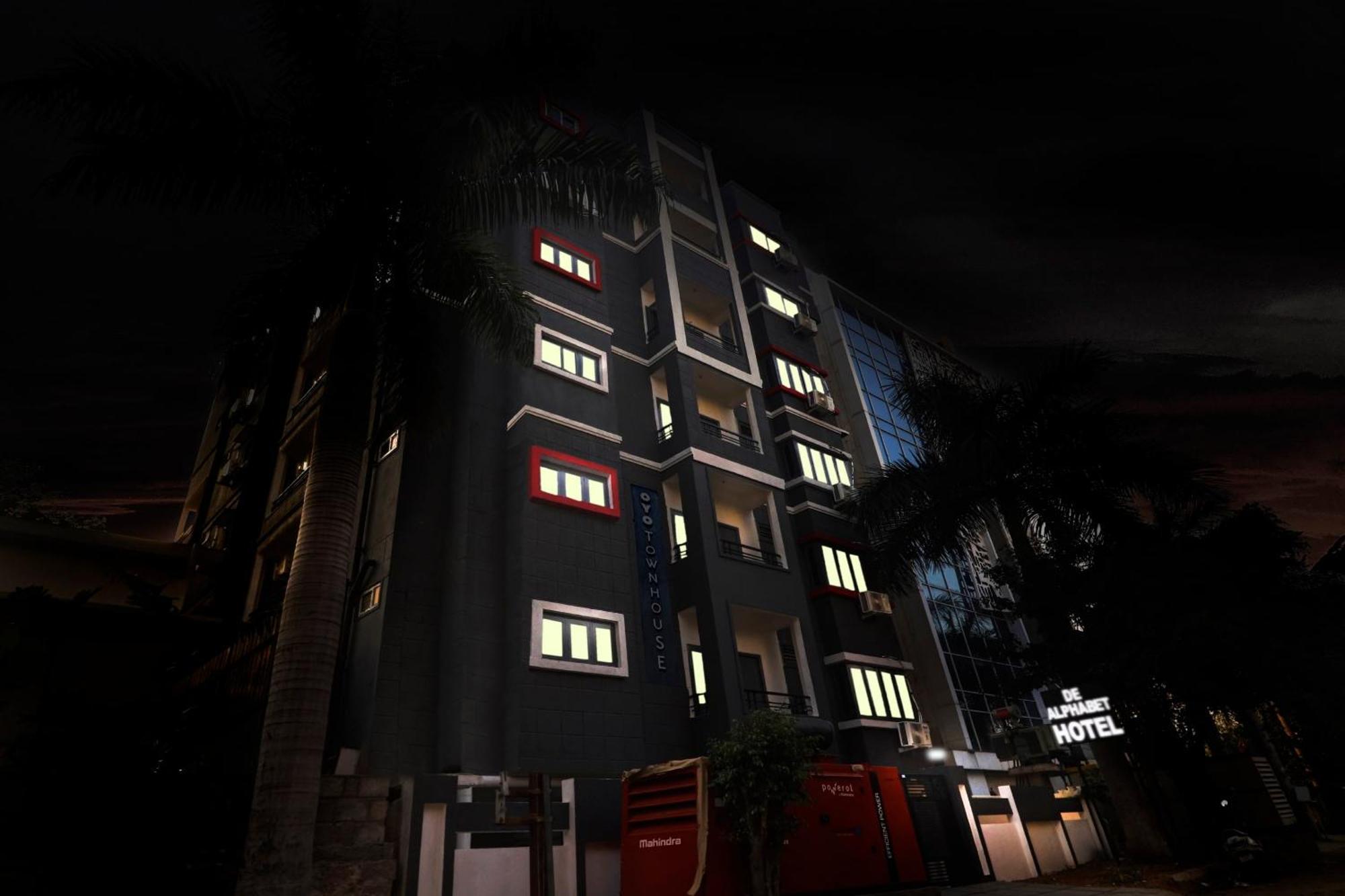 Townhouse De Alphabet Hotel Gachibowli Zewnętrze zdjęcie