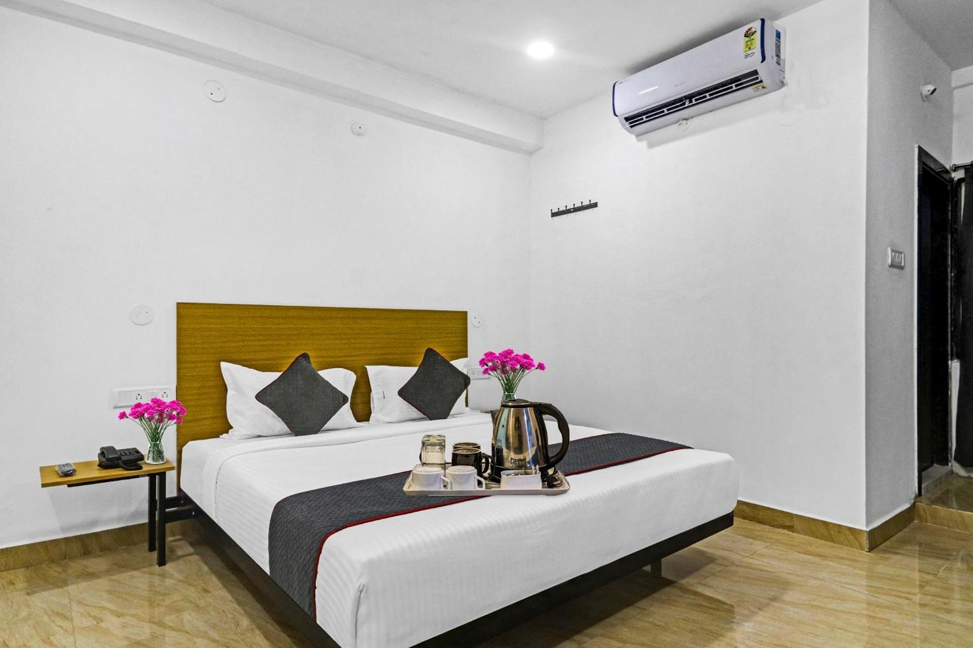 Townhouse De Alphabet Hotel Gachibowli Zewnętrze zdjęcie