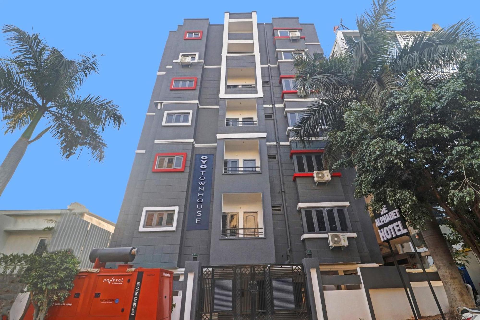 Townhouse De Alphabet Hotel Gachibowli Zewnętrze zdjęcie